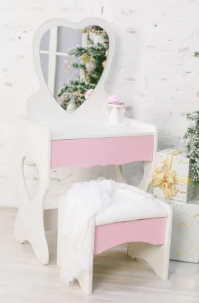 Детский туалетный столик Сердце в Тюмени - mebel-tymen.ru | фото